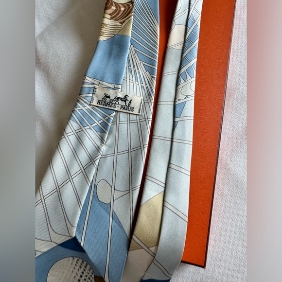 🎈Hermes Mens Tie - Picture 9 of 17